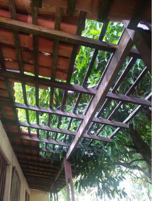 Telhado quebrado na EEEF Barao do Guajara