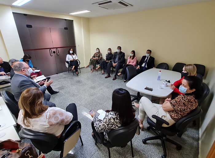Na reunião com os promotores de Justiça, o PGJ César Mattar Jr conversou sobre as demandas dos membros de Marabá Na reunião com os promotores de Justiça, o PGJ César Mattar Jr conversou sobre as demandas dos membros de Marabá